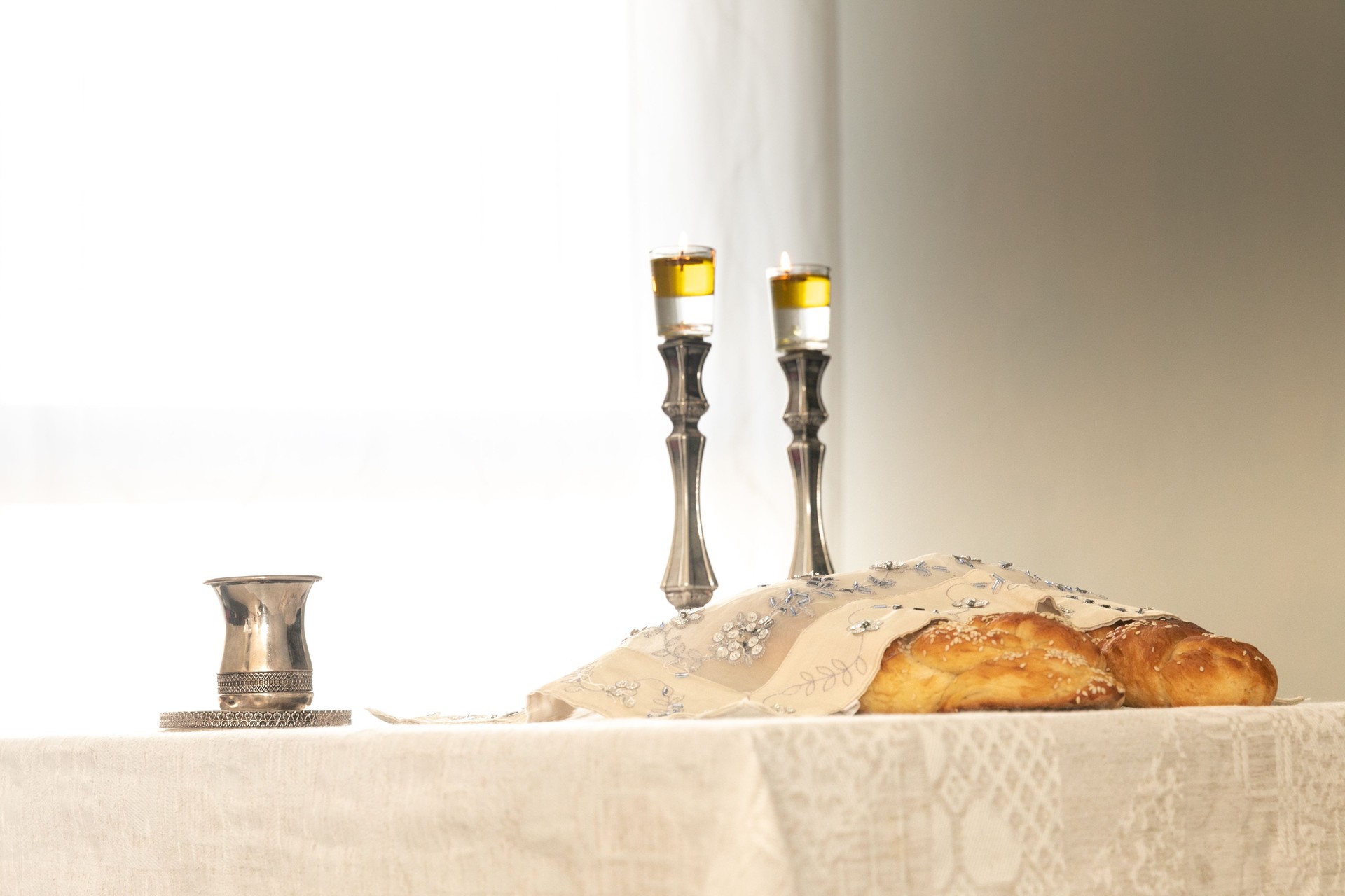 Shabbat table